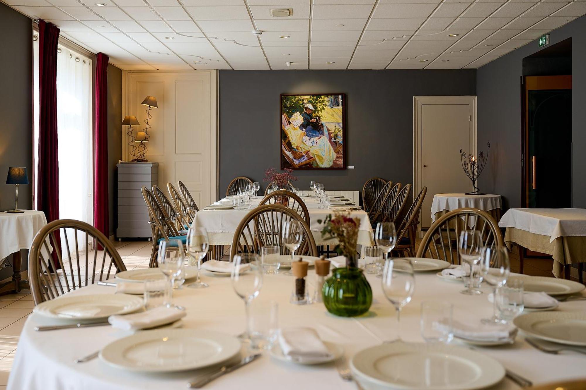 Logis L'Ermitage Hotel & Restaurant ソルジュ エクステリア 写真