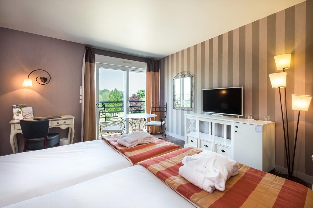 Logis L'Ermitage Hotel & Restaurant ソルジュ エクステリア 写真