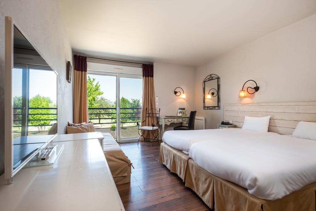 Logis L'Ermitage Hotel & Restaurant ソルジュ エクステリア 写真