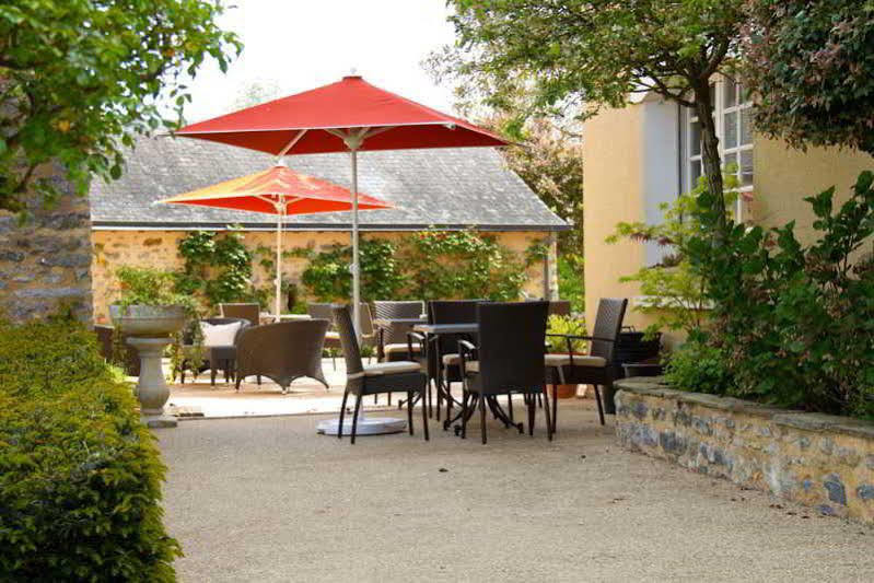 Logis L'Ermitage Hotel & Restaurant ソルジュ エクステリア 写真